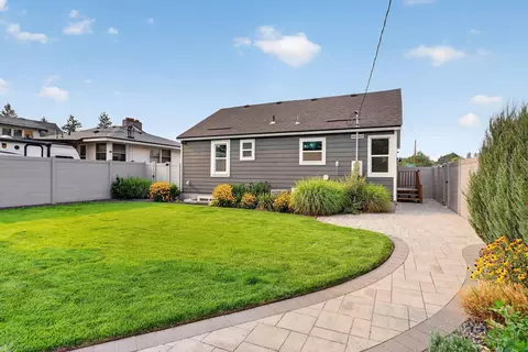 Exterior - 928 E Olympic Ave, Spokane, WA 99207 photo 13 of 17