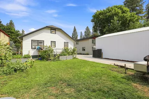 Exterior - 712 E 9th Ave, Spokane, WA 99202 photo 7 of 10