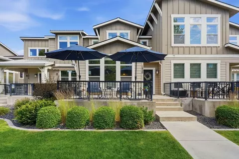 1920 W Summit Pkwy, Spokane, WA 99201