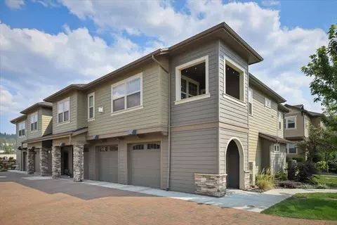 24481 E Pinnacle Ct UNIT D, Liberty Lake, WA 99019