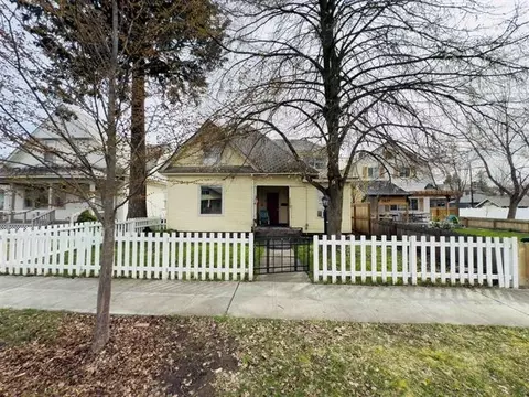2823 W Sharp Ave, Spokane, WA 99201