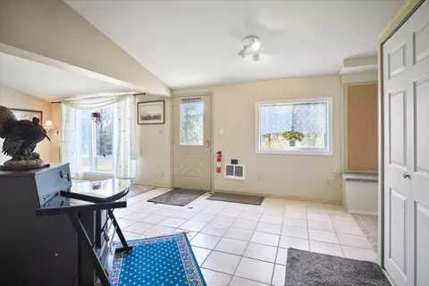 Entry Way - 17312 E Scribner Rd, Spokane, WA 99217 photo 3 of 5