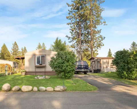 35312 N Newport Hwy # 52, Chattaroy, WA 99003