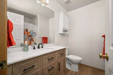 Bath - 1415 E Devoe Ave, Spokane, WA 99217 photo 2 of 2
