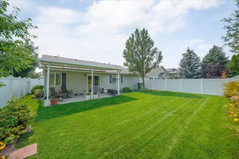 Exterior - 1415 E Devoe Ave, Spokane, WA 99217 photo 9 of 15