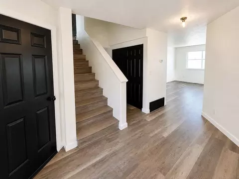 Entry Way - 10611 E Baldwin Ave, Spokane Valley, WA 99206 photo 3 of 4