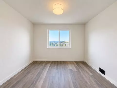 Bedroom - 10611 E Baldwin Ave, Spokane Valley, WA 99206 photo 5 of 6