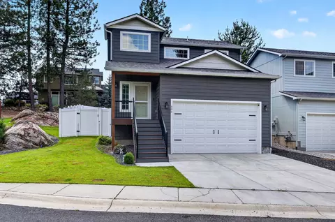 806 E Canterbury Ln, Colbert, WA 99005