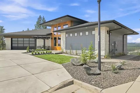 Exterior - 1201 E Fireside Ln, Spokane, WA 99208 photo 2 of 7