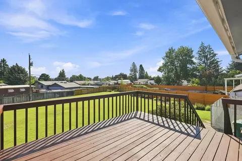 Exterior - 211 E Astor Dr, Spokane, WA 99208 photo 2 of 14