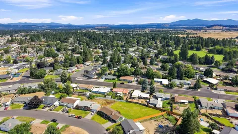 View/Area - 211 E Astor Dr, Spokane, WA 99208 photo 6 of 7