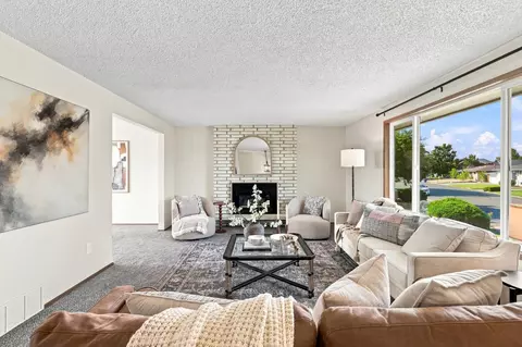 Living - 211 E Astor Dr, Spokane, WA 99208 photo 3 of 5