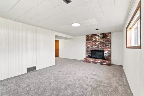 Living - 211 E Astor Dr, Spokane, WA 99208 photo 5 of 5