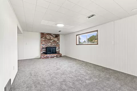 Living - 211 E Astor Dr, Spokane, WA 99208 photo 4 of 5