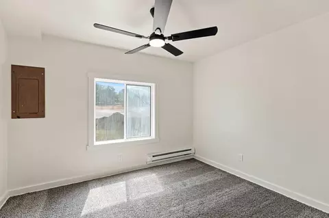 Bedroom - 10515 E 10th Ave, Spokane Valley, WA 99206 photo 5 of 5