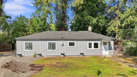 Exterior - 10515 E 10th Ave, Spokane Valley, WA 99206 photo 7 of 11