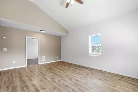 Living - 2929 E Jackson Ave, Spokane, WA 99207 photo 6 of 6