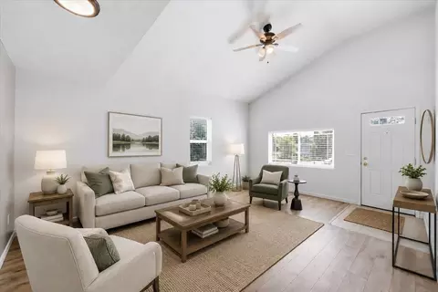 Living - 2929 E Jackson Ave, Spokane, WA 99207 photo 2 of 6