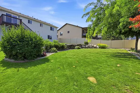 Exterior - 7919 E Central Ave, Spokane, WA 99217 photo 7 of 9
