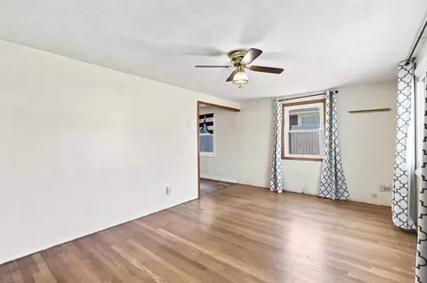 Living - 1318 Ermina Ave, Spokane, WA 99207 photo 5 of 5