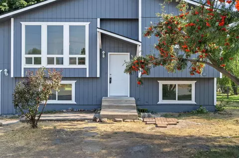 20710 E Gilbert Rd, Otis Orchards, WA 99027
