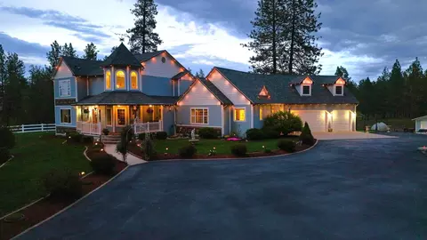 404 S Daisy Ln, Medical Lake, WA 99022