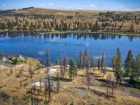 12311 S Greenfield Ln, Medical Lake, WA 99022