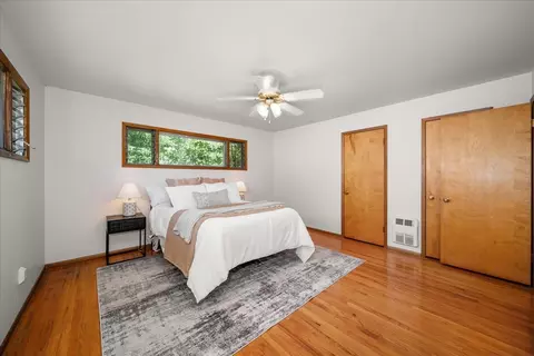 Bedroom - 821 E Broad St, Spokane, WA 99207 photo 1 of 4