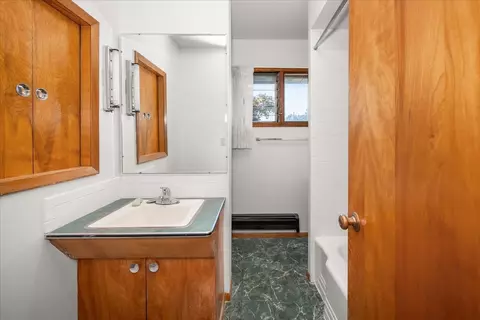 Bath - 821 E Broad St, Spokane, WA 99207 photo 1 of 1