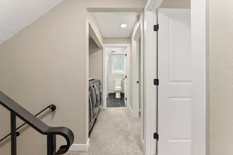 Entry Way - 612 E Roundtable Cir, Spokane, WA 99218 photo 6 of 8