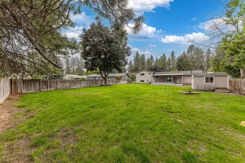 Exterior - 612 E Roundtable Cir, Spokane, WA 99218 photo 9 of 12