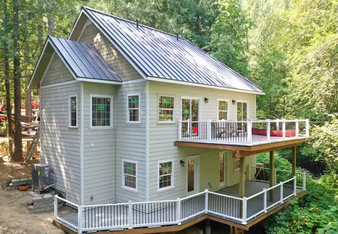 4045 Southwood Shores Rd, Loon Lake, WA 99148