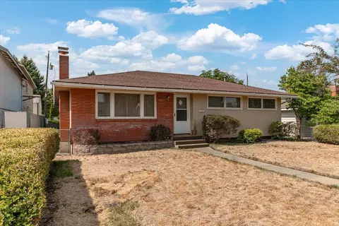 4927 N Washington St, Spokane, WA 99205