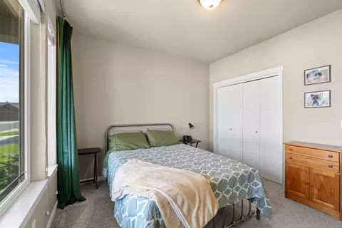 Bedroom - 710 E Belle Ln, Colbert, WA 99005 photo 5 of 5
