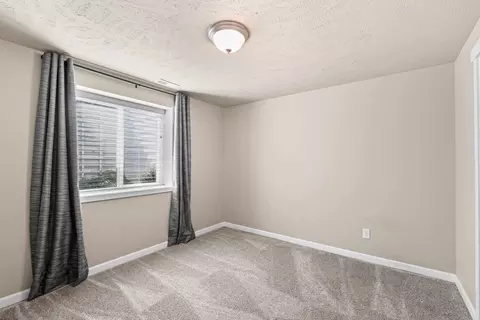 Bedroom - 710 E Belle Ln, Colbert, WA 99005 photo 1 of 5