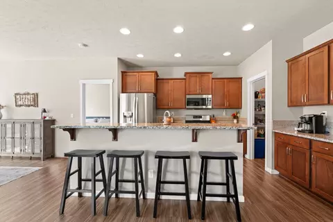 Kitchen - 710 E Belle Ln, Colbert, WA 99005 photo 2 of 2