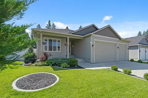 Exterior - 710 E Belle Ln, Colbert, WA 99005 photo 3 of 4