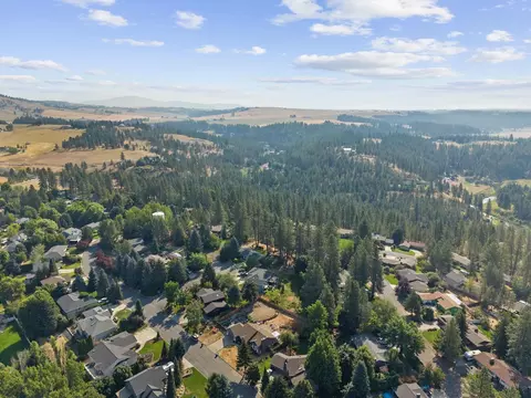 View/Area - 2526 E Nicklaus Pl, Spokane, WA 99223 photo 6 of 7