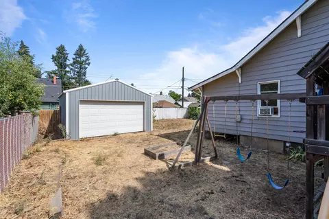 Exterior - 417 E Liberty Ave, Spokane, WA 99207 photo 5 of 9