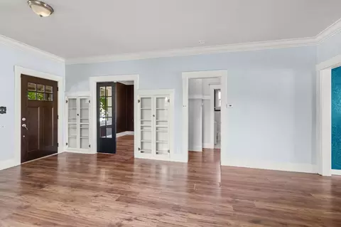 Living - 417 E Liberty Ave, Spokane, WA 99207 photo 2 of 3