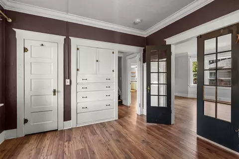 Entry Way - 417 E Liberty Ave, Spokane, WA 99207 photo 1 of 2