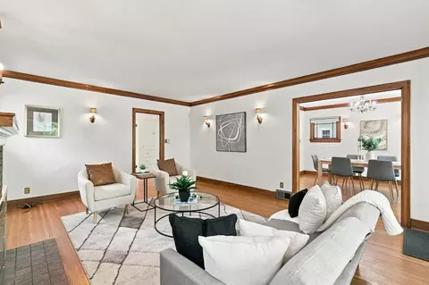 Living - 408 E Baldwin Ave, Spokane, WA 99207 photo 3 of 3