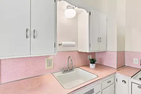 Kitchen - 408 E Baldwin Ave, Spokane, WA 99207 photo 3 of 4