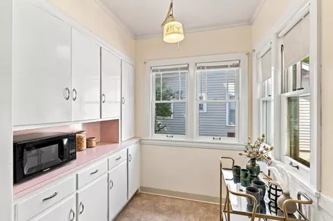 Kitchen - 408 E Baldwin Ave, Spokane, WA 99207 photo 4 of 4