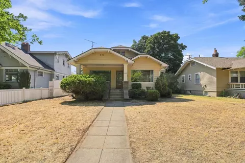 Exterior - 408 E Baldwin Ave, Spokane, WA 99207 photo 6 of 10