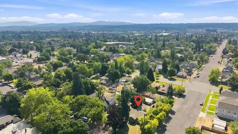 View/Area - 408 E Baldwin Ave, Spokane, WA 99207 photo 2 of 7