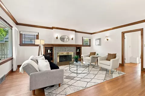 Living - 408 E Baldwin Ave, Spokane, WA 99207 photo 1 of 3