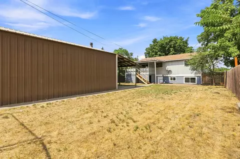 Exterior - 2124 E Sinto Ave, Spokane, WA 99202 photo 14 of 14