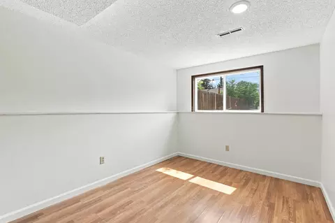 Bedroom - 2124 E Sinto Ave, Spokane, WA 99202 photo 1 of 7