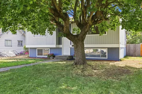 Exterior - 2124 E Sinto Ave, Spokane, WA 99202 photo 3 of 14